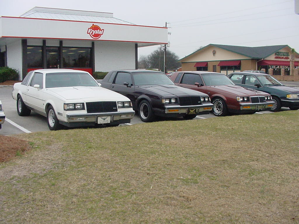 4buicks3.JPG