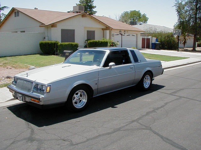 DS%20front.jpg